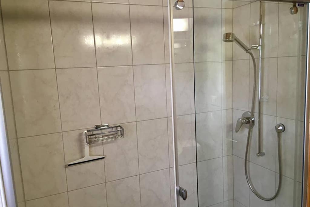Ferienwohnung Uf Z'Enisch Klosters Exteriér fotografie
