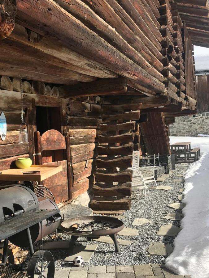 Ferienwohnung Uf Z'Enisch Klosters Exteriér fotografie