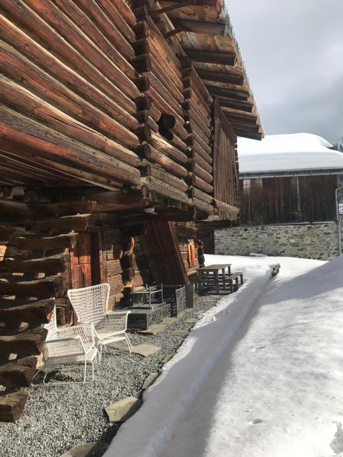 Ferienwohnung Uf Z'Enisch Klosters Exteriér fotografie
