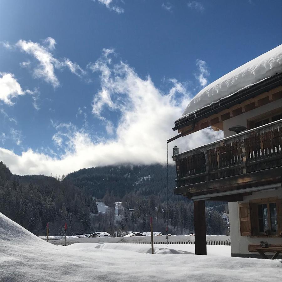 Ferienwohnung Uf Z'Enisch Klosters Exteriér fotografie